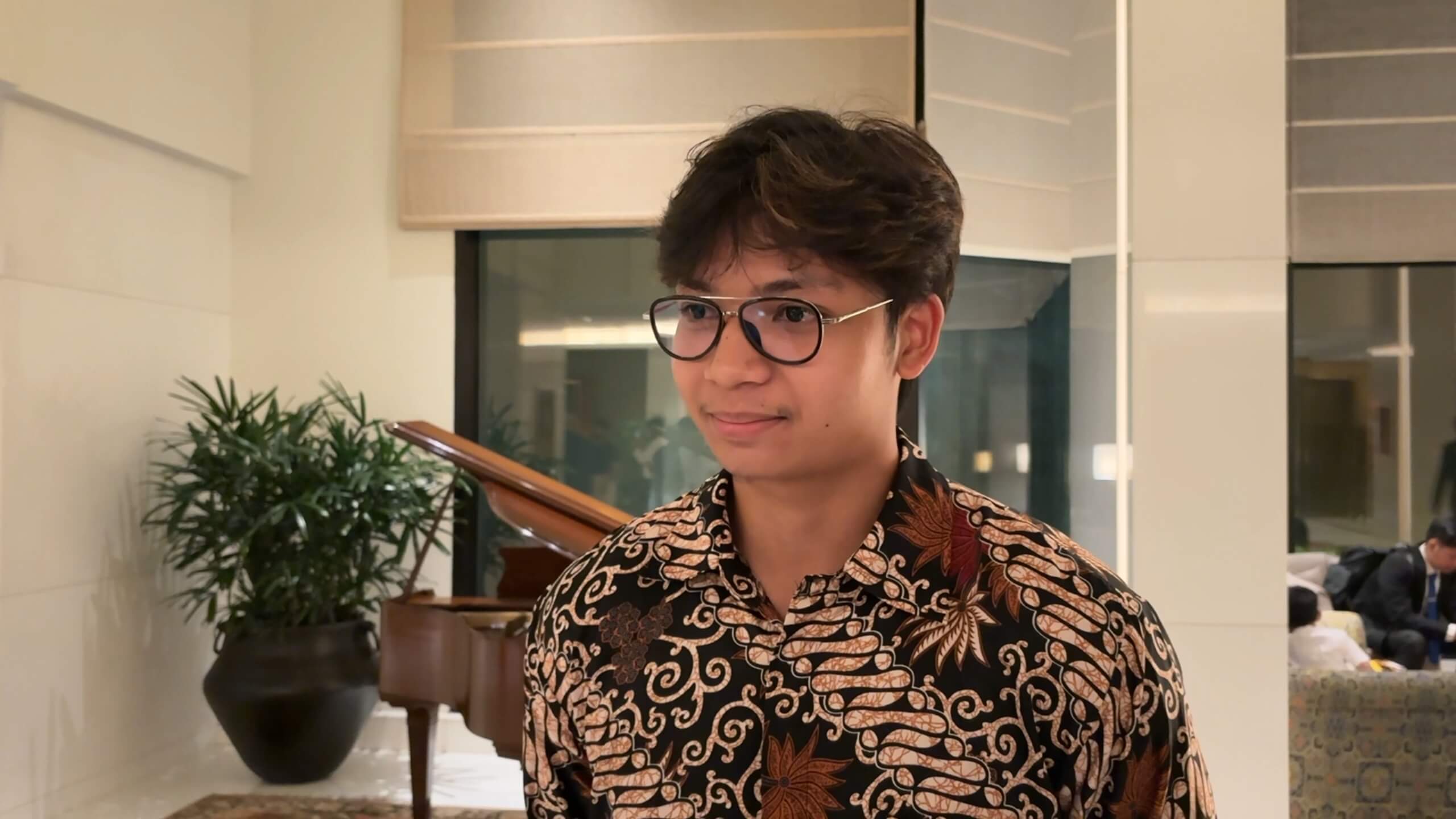 Jeremiah Himawan, Mahasiswa Indonesia di India