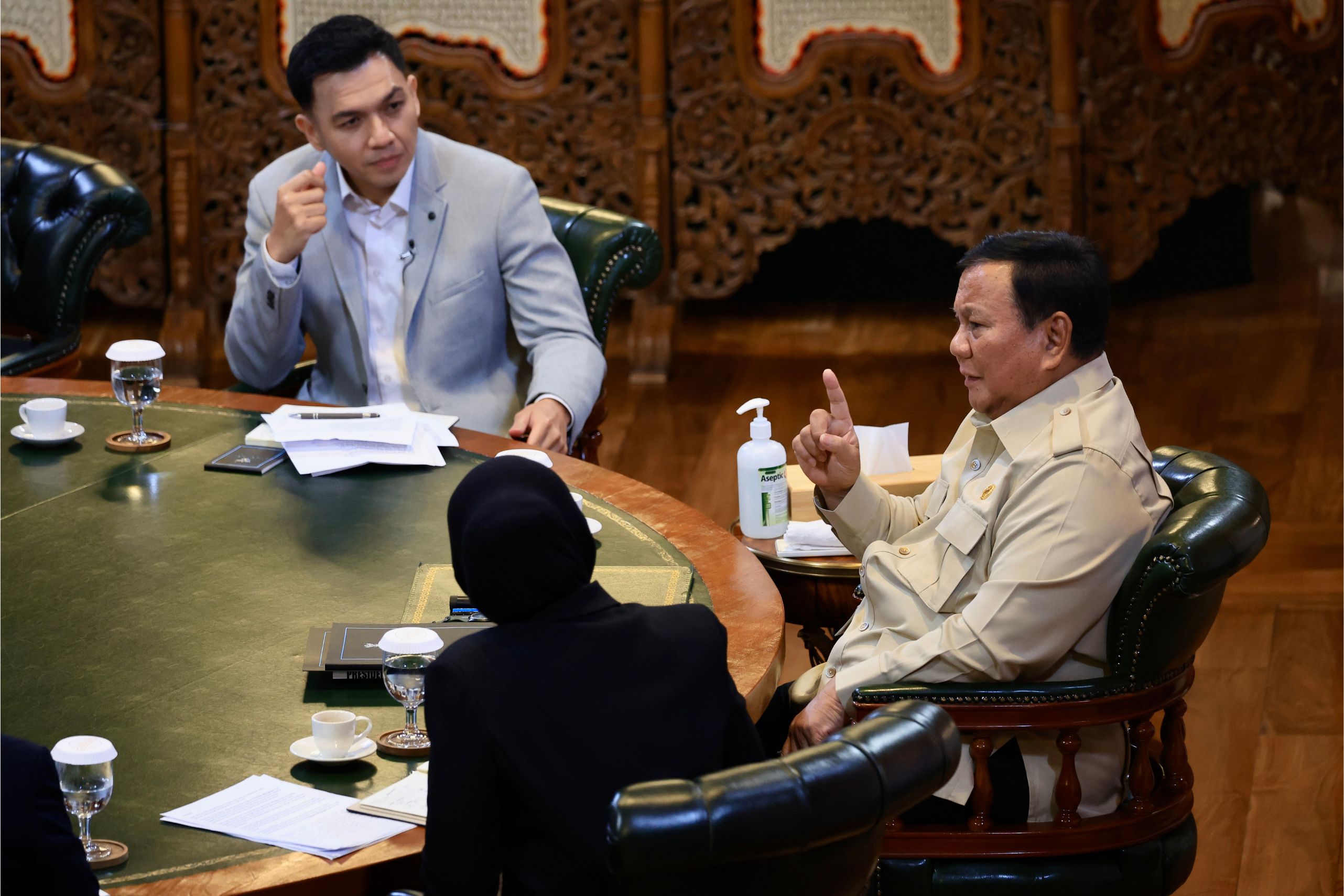 Presiden Prabowo Menjawab