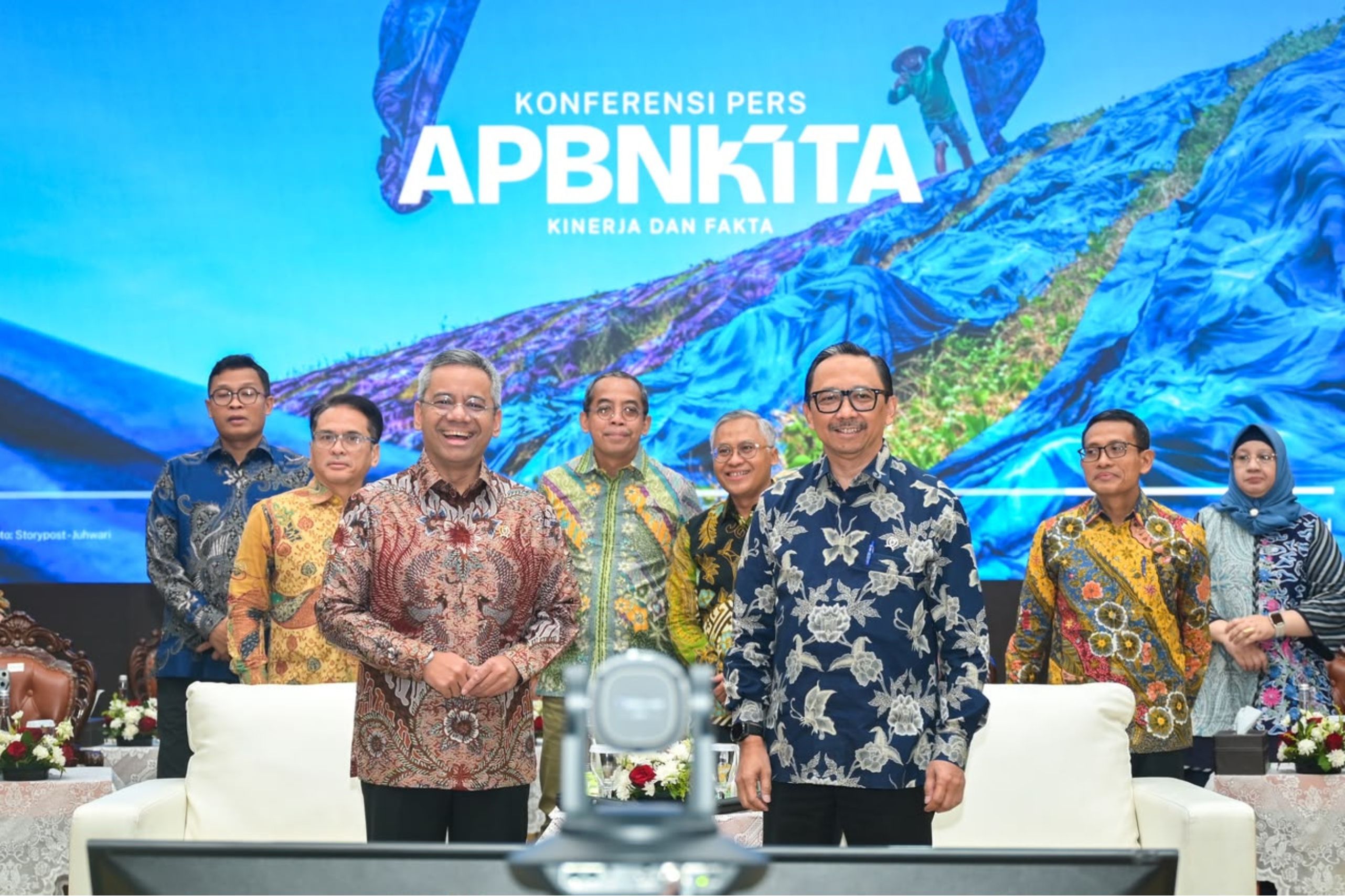 Menteri Keuangan Suahasil Nazara dan Wakil Menteri Keuangan Juda Agung