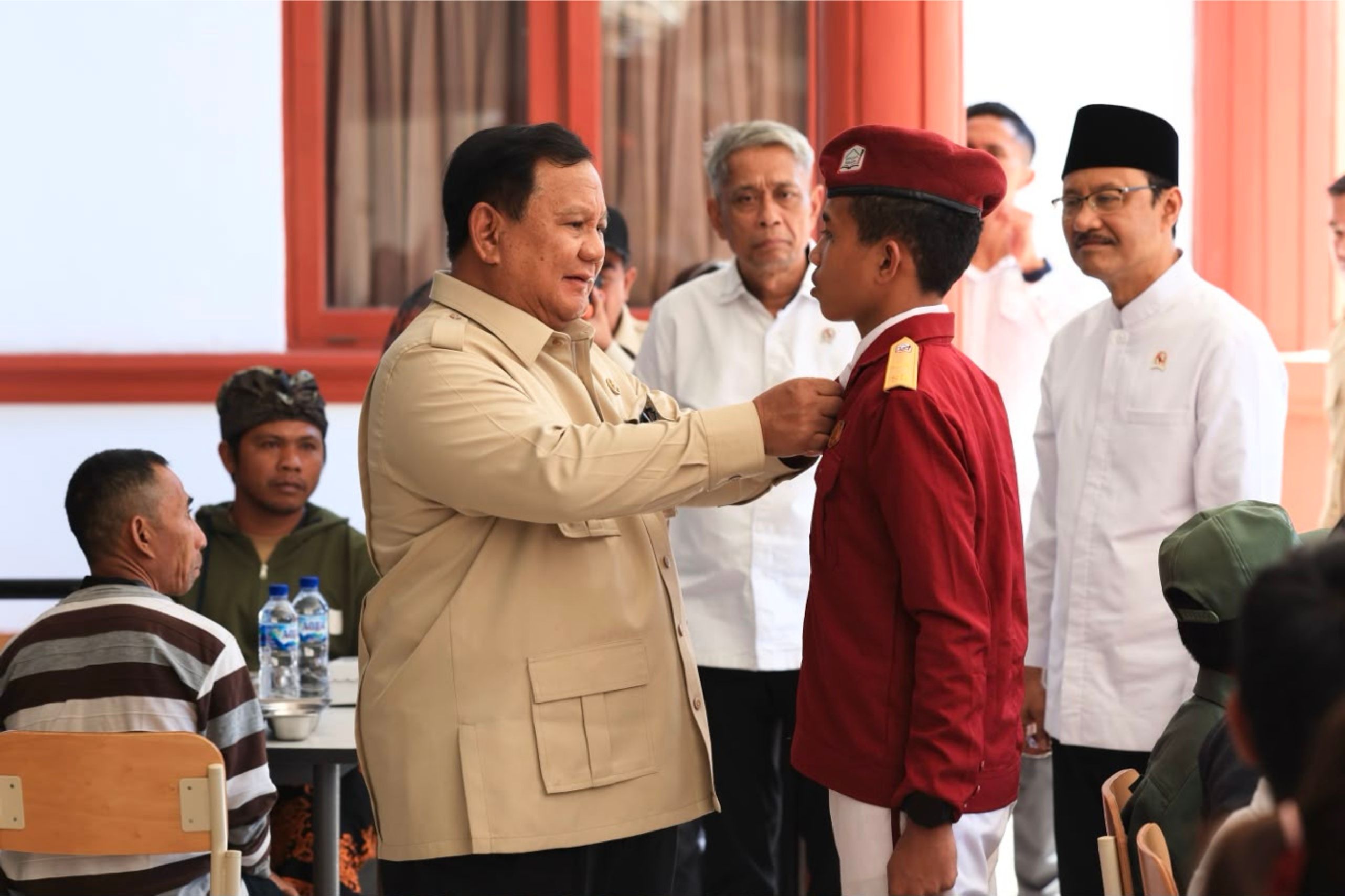Presiden Prabowo dan Siswa Sekolah Rakyat