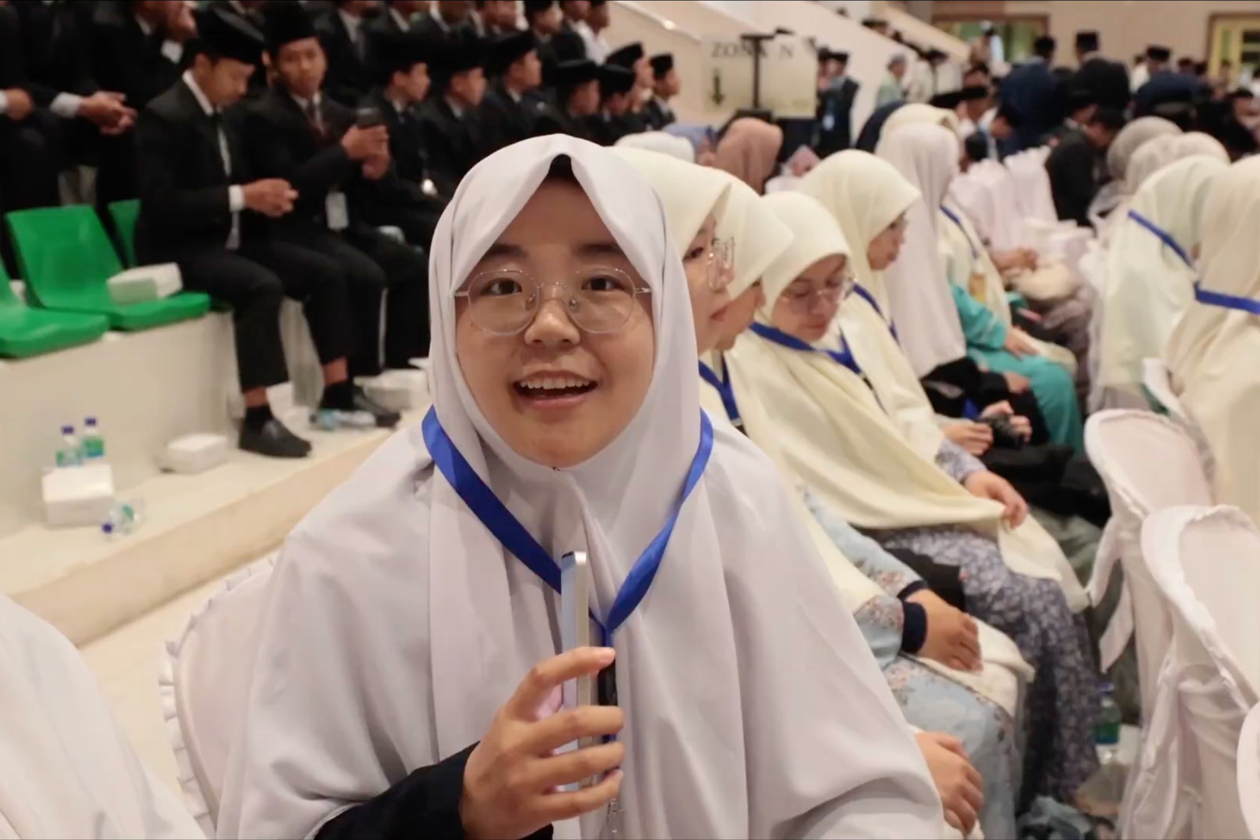 Mahasiswi Asal Tiongkok Ma Wenzhuo di Gontor