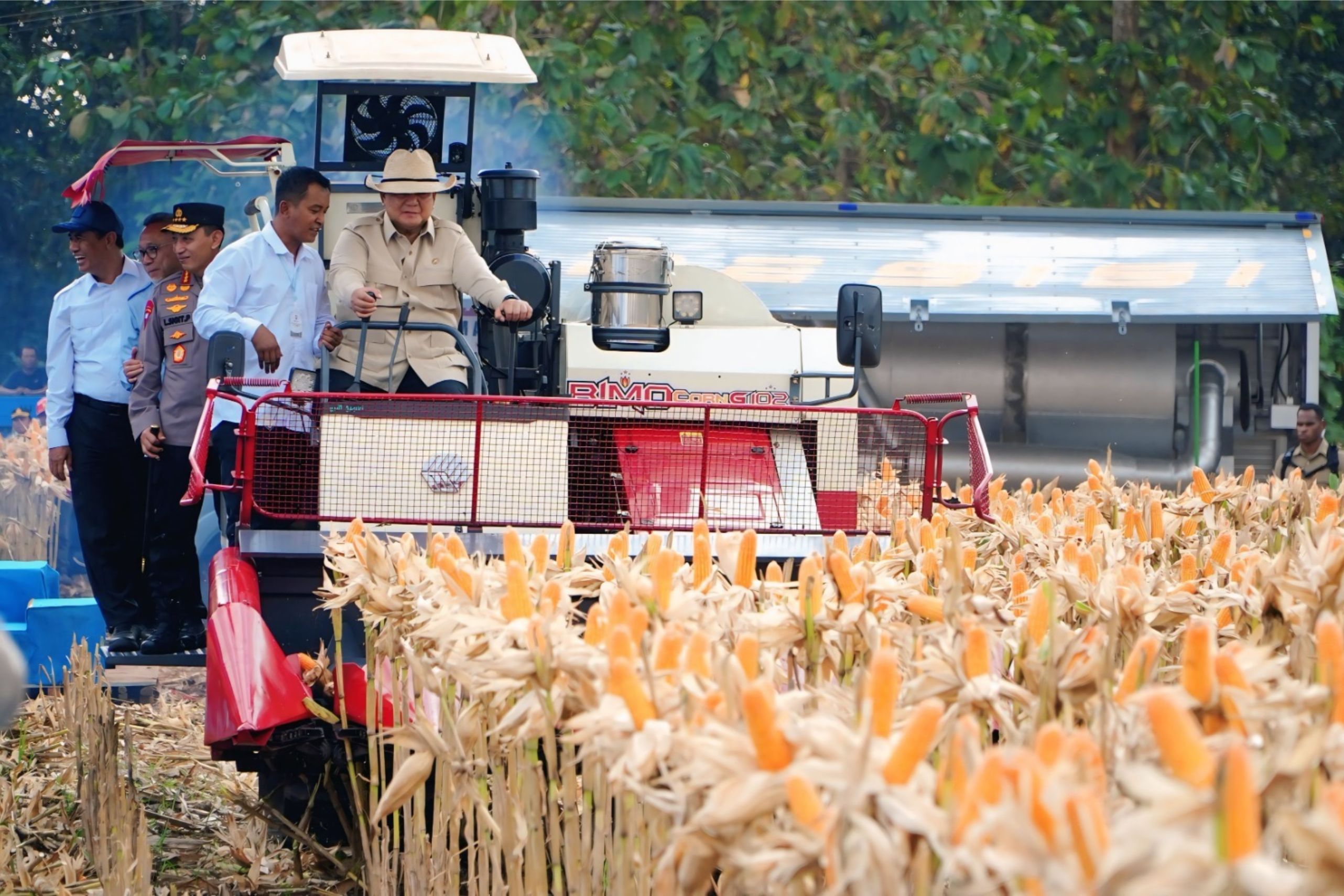 Presiden Prabowo Subianto Menghadiri Panen Raya Jagung