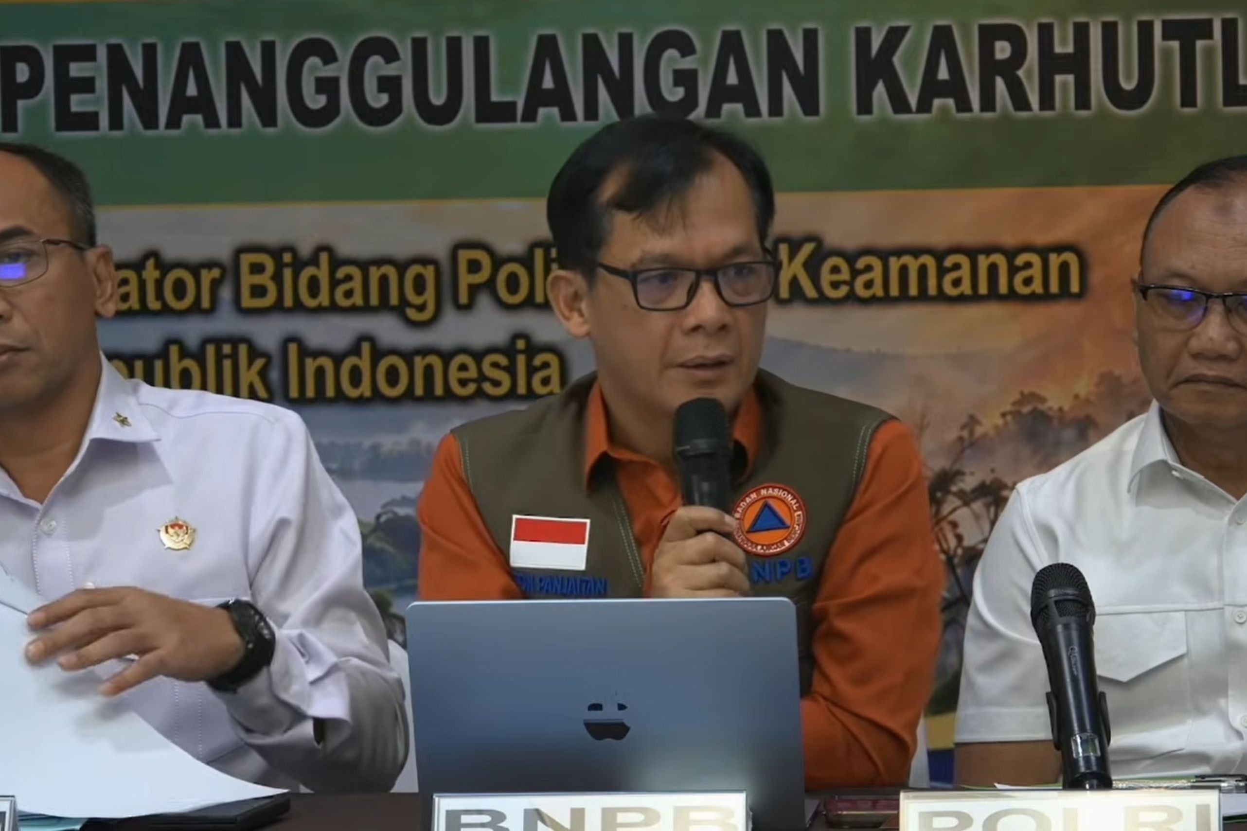 Juru Bicara sekaligus Plt. Kepala Pusat Data, Informasi, dan Komunikasi Kebencanaan Badan Nasional Penanggulangan Bencana (BNPB), Berton S.P. Panjaitan