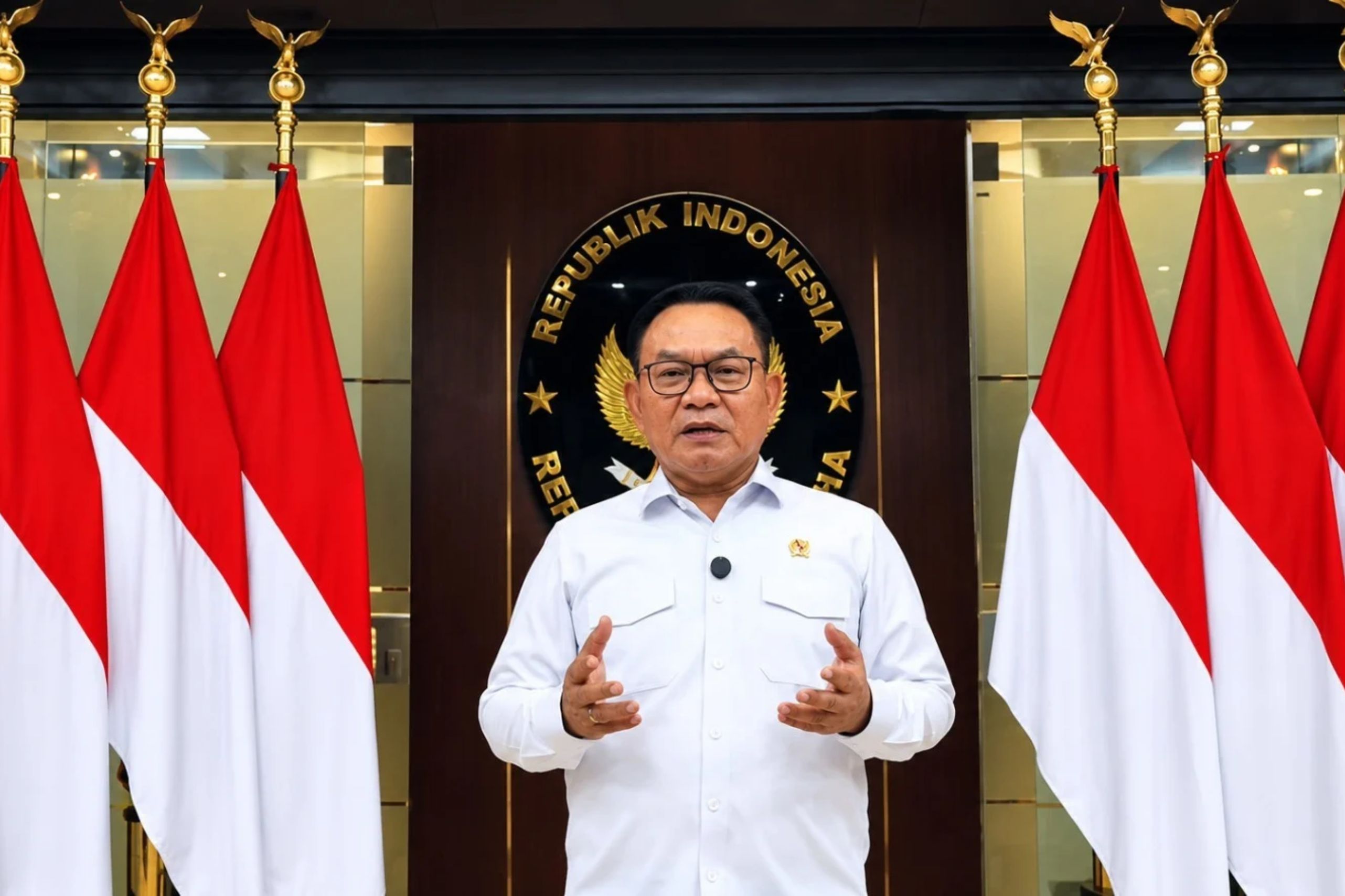Menteri Koordinator Bidang Politik dan Keamanan (Menko Polkam) Jenderal TNI (Purn.) Prof. Dr. Dudung Abdurachman